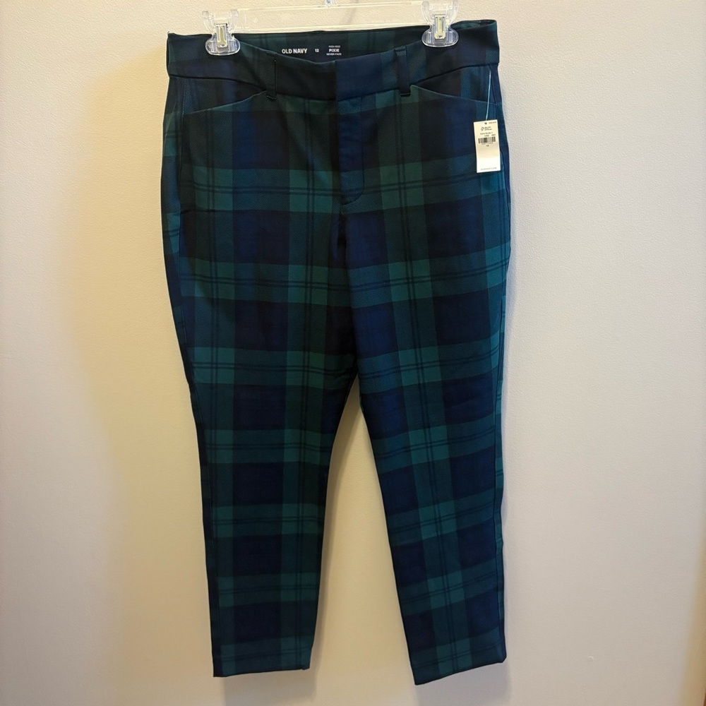 Old Navy Plaid Pixie Pants